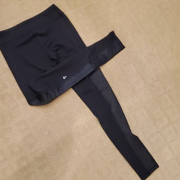 Ivivva Leggings - Picture 2 of 4